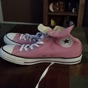 Pink Converse All 🌟